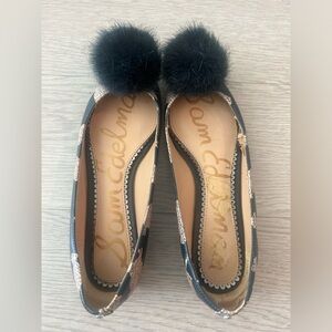Sam Edelman Pointy Toe Flats Navy Sheep Print with Poms Size 6.5
